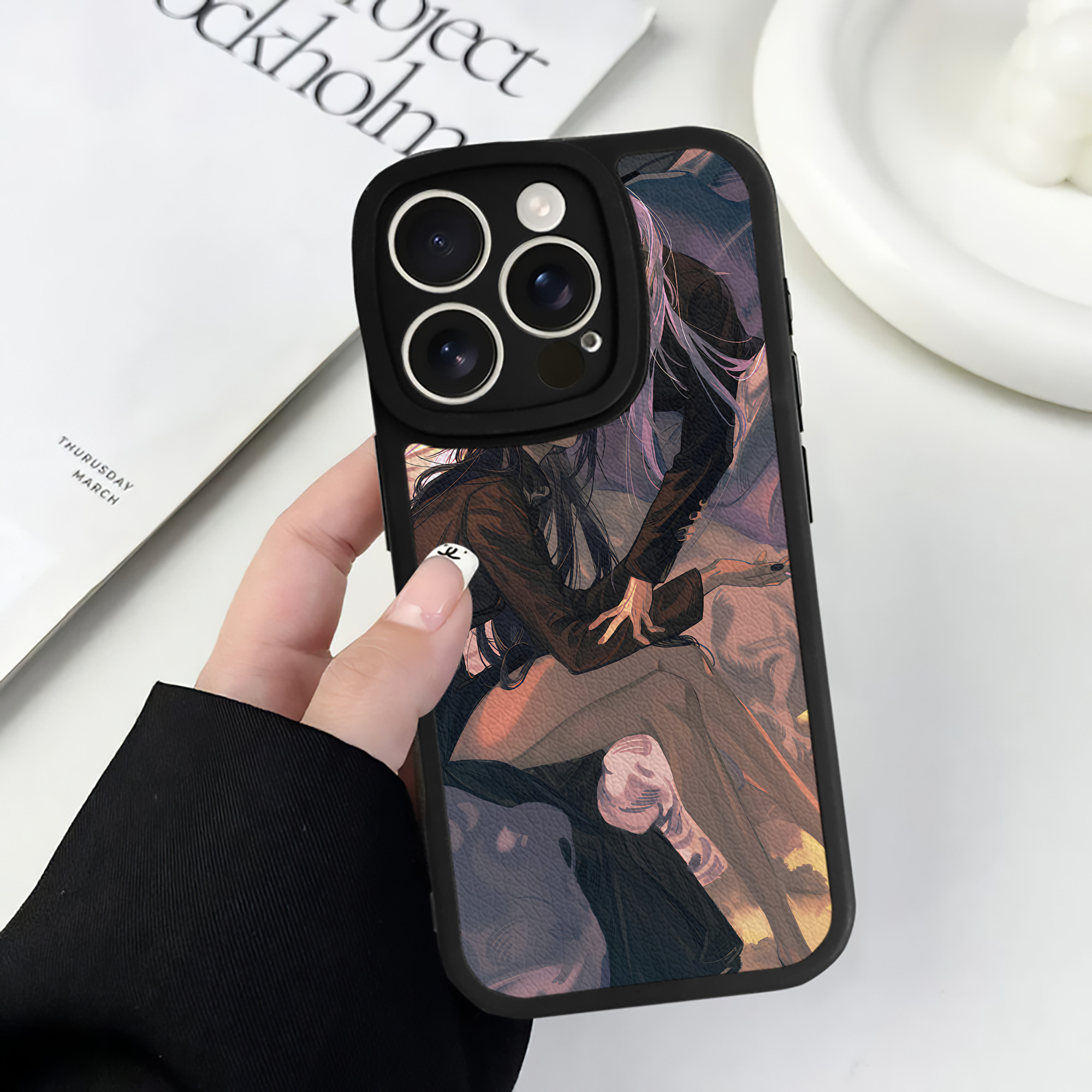 （画像用） 呪術廻戦 Jujutsu Kaisen 【iPhone 16シリーズ対応】シリコンスマホケース（レザー調） 材質：シリコン